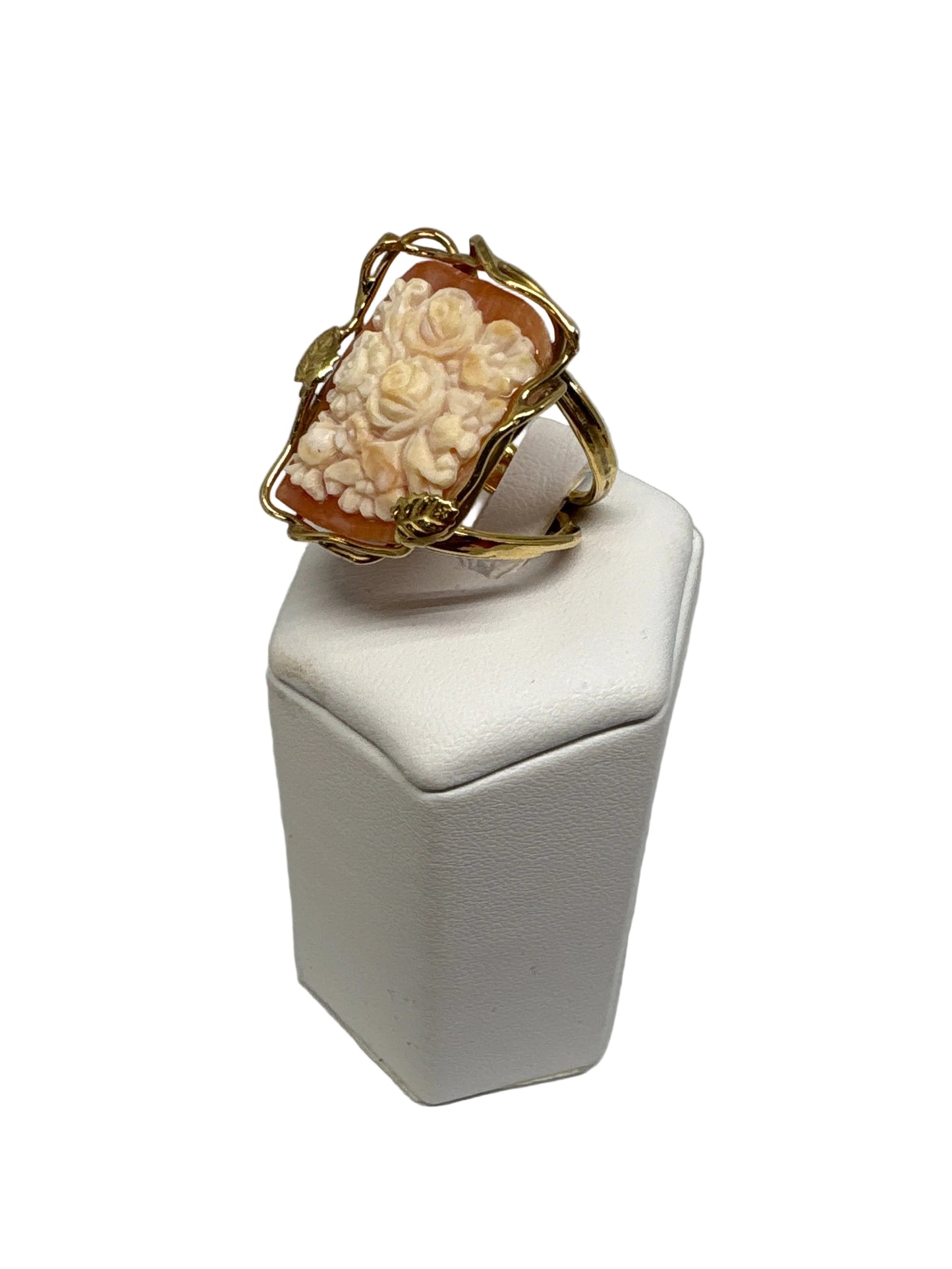 Anello in Cammeo Artistico incisione Fiori