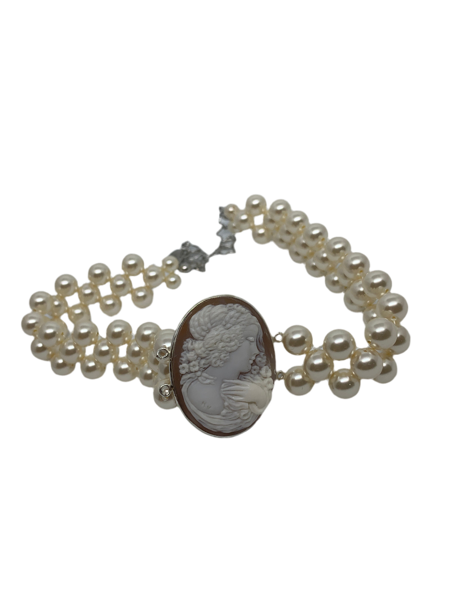 Collana in Cammeo Artistico Profilo di Donna con Dettaglio della Mano