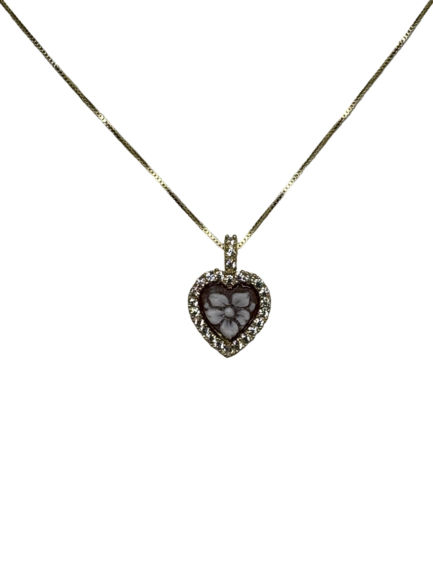 Collana in Cammeo Cuore incisione "Fiore"