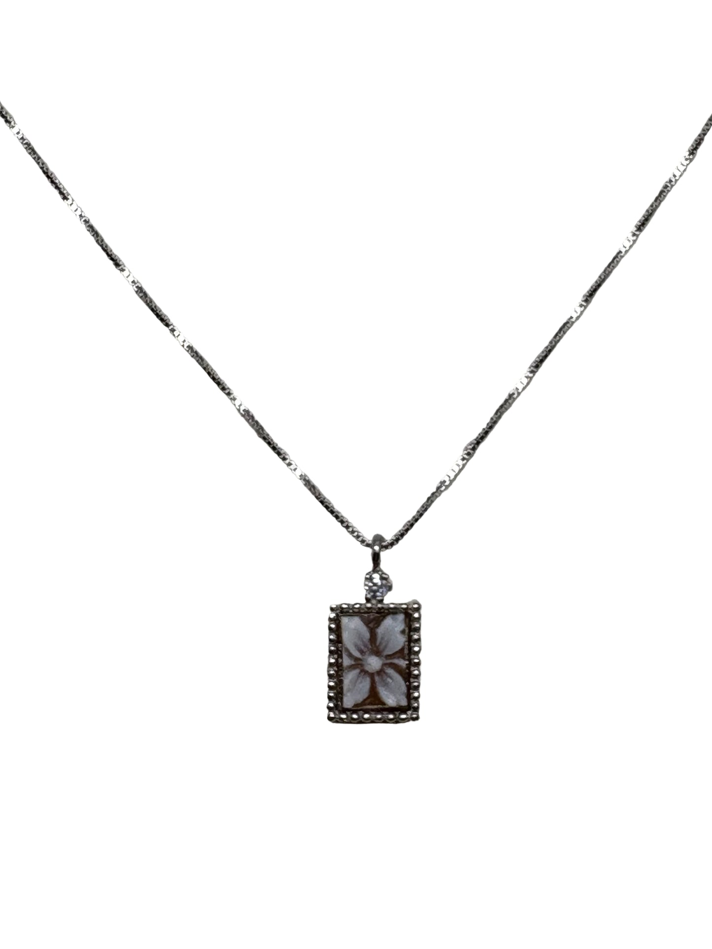 Collana in Cammeo incisione "Fiore"