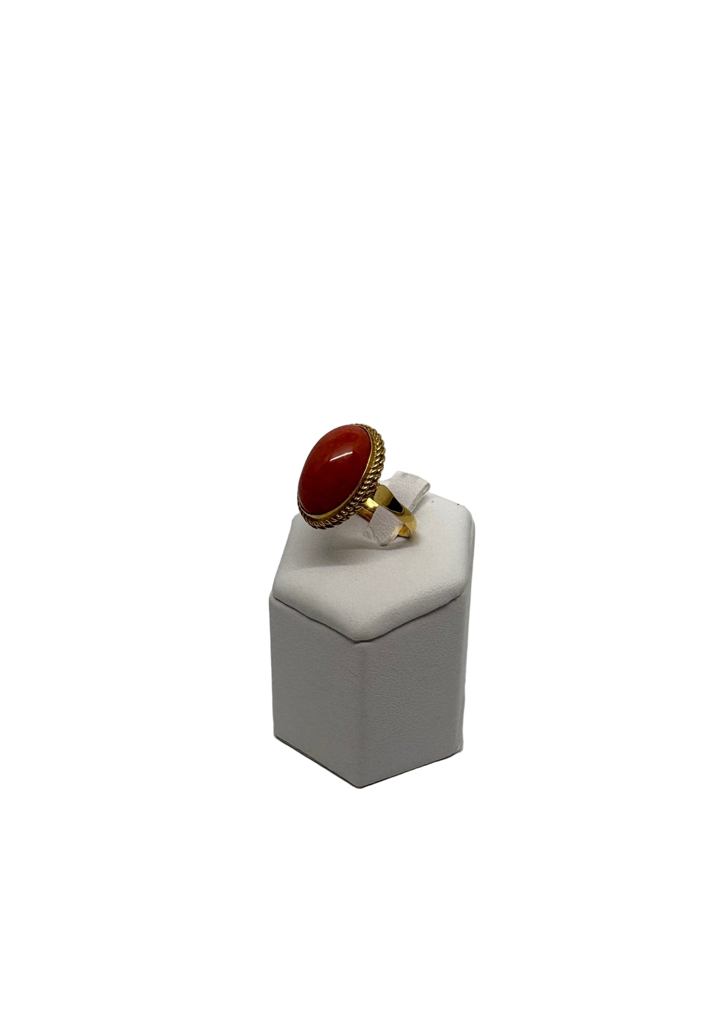 Anello in Spola di Corallo