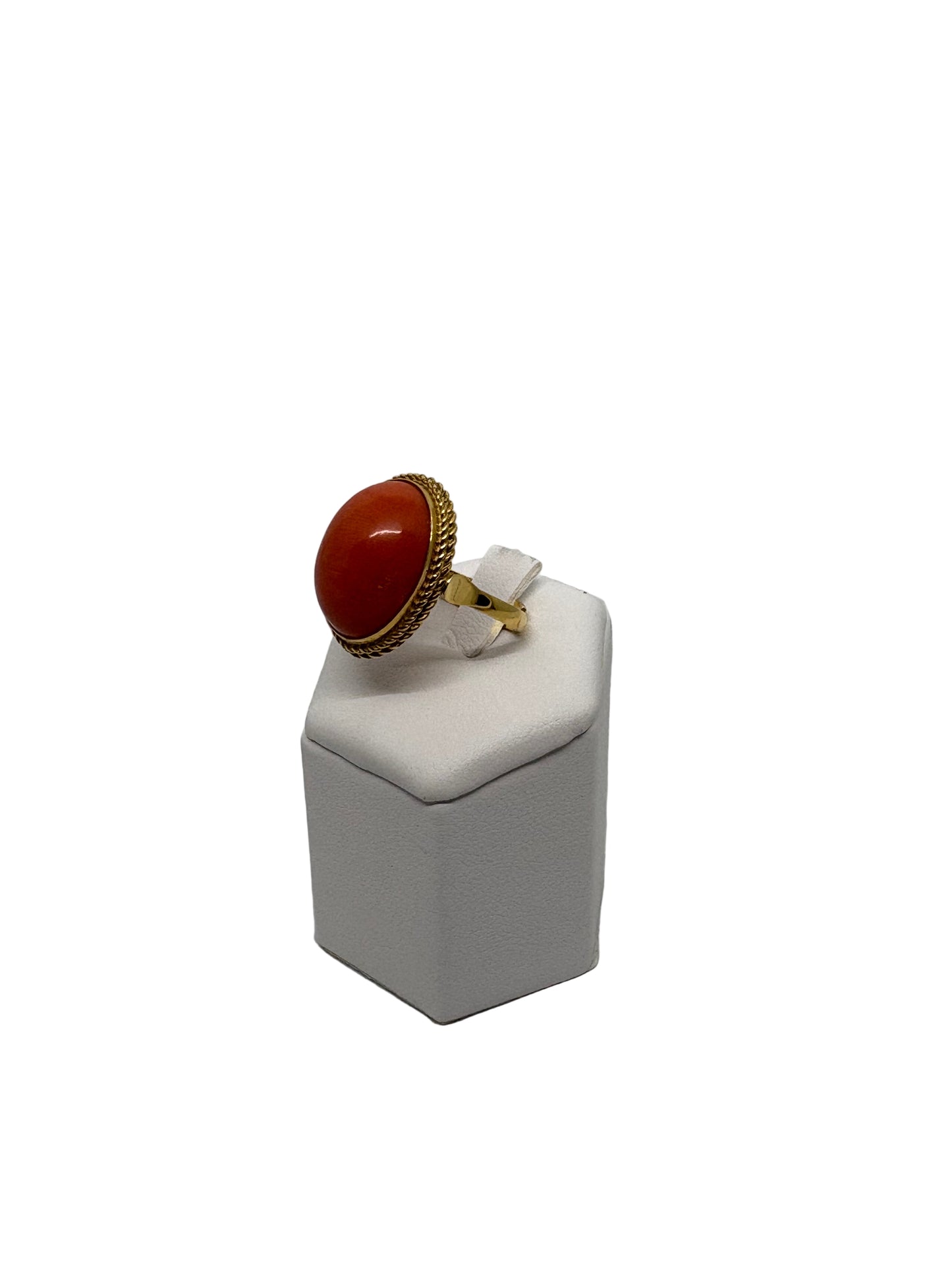 Anello in Spola di Corallo