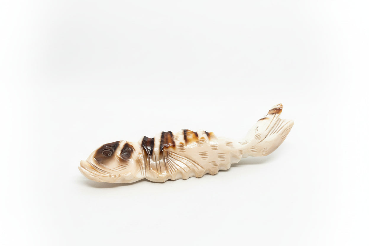 Suppellettile in Conchiglia incisione "Pesce"