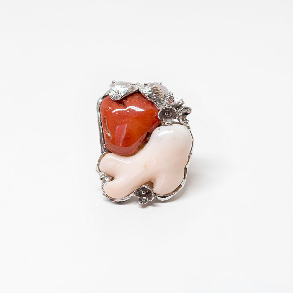 Two-tone coral ring
