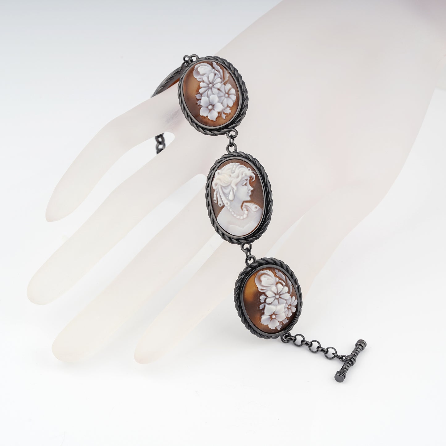 Italian Cameo Bracelet Raffaello Cameo Profile Woman with Flowers