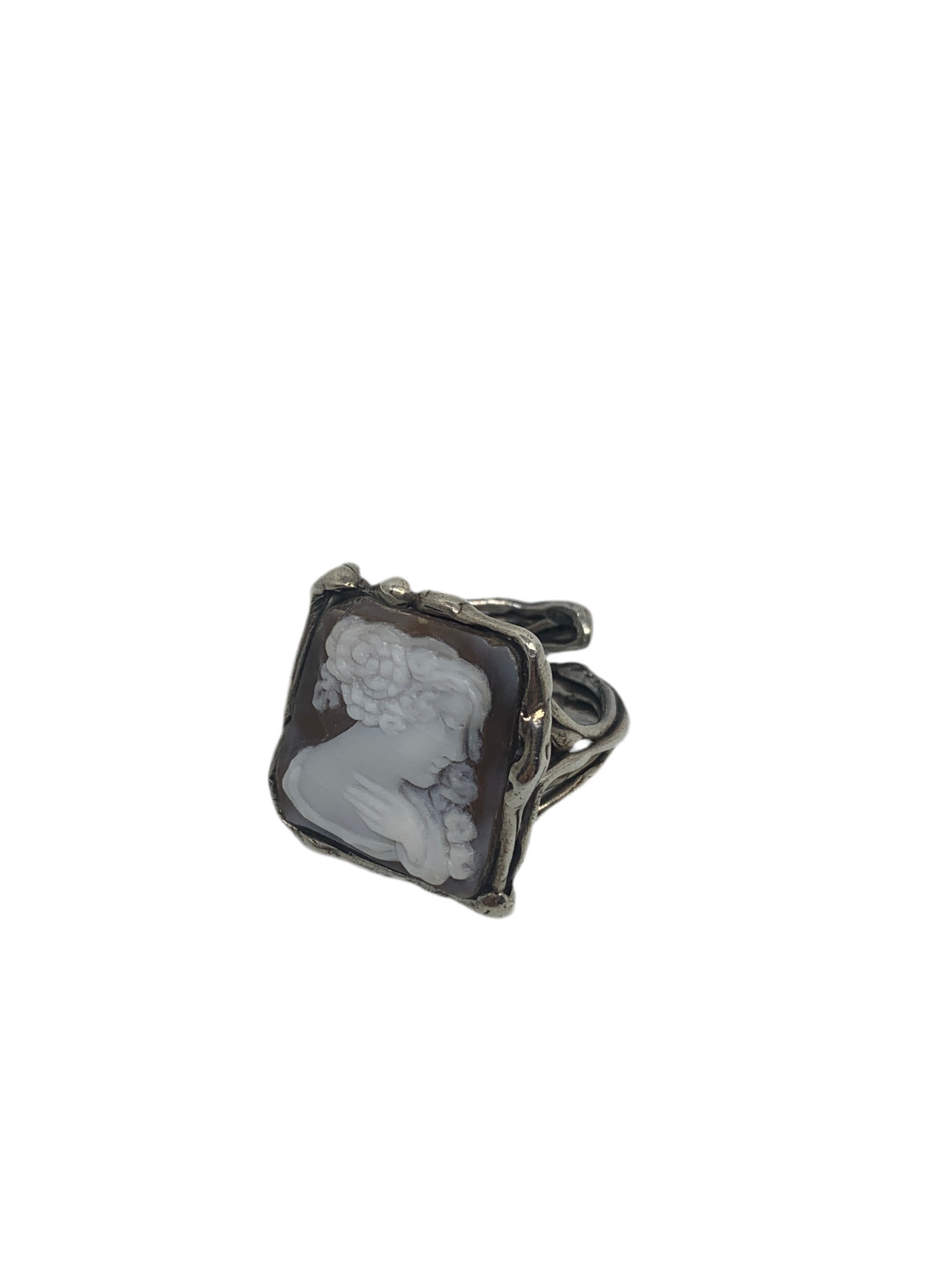 Anello Cammeo Artistico Profilo di Donna con Dettaglio della Mano