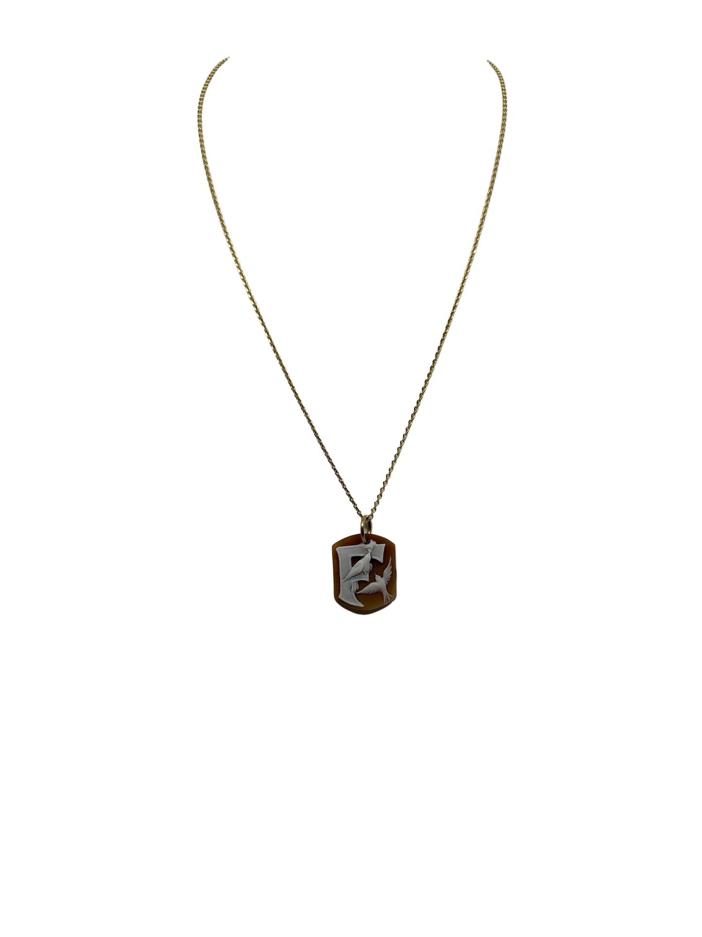 Pendente in Cammeo incisione "Lettera F"