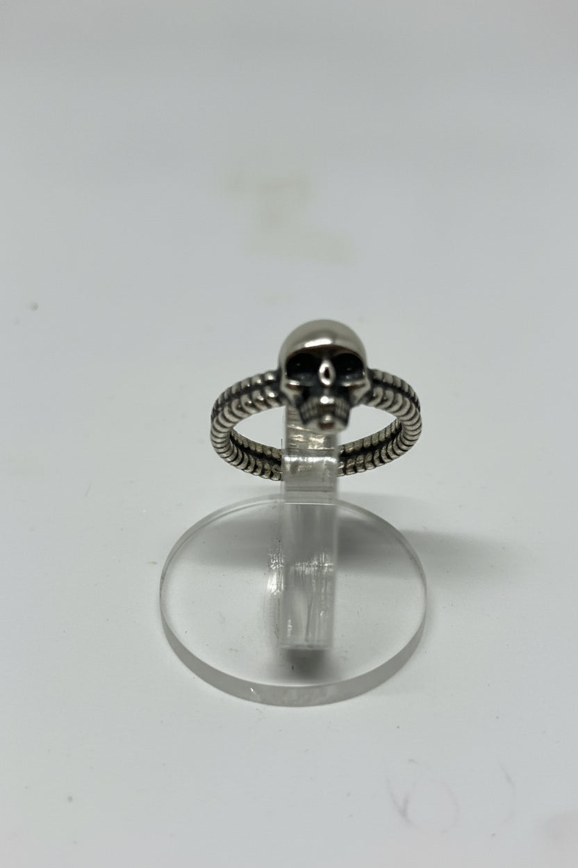 Anello in Argento "Incisione Teschio"