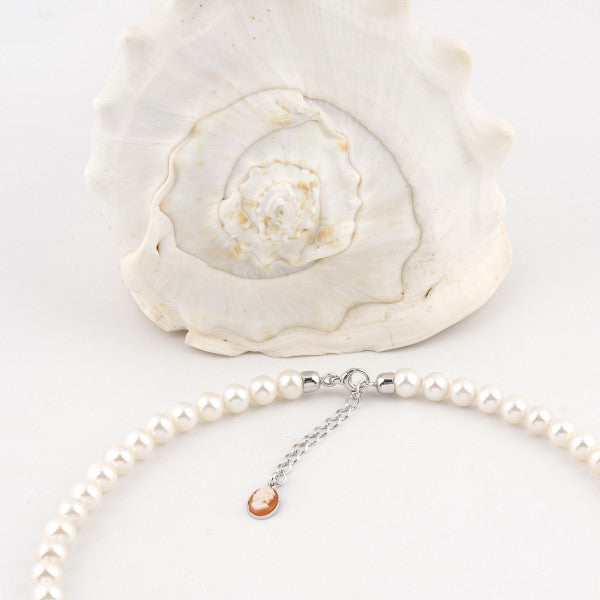 Italian Cameo Necklace Suiko Cameo Profile Woman