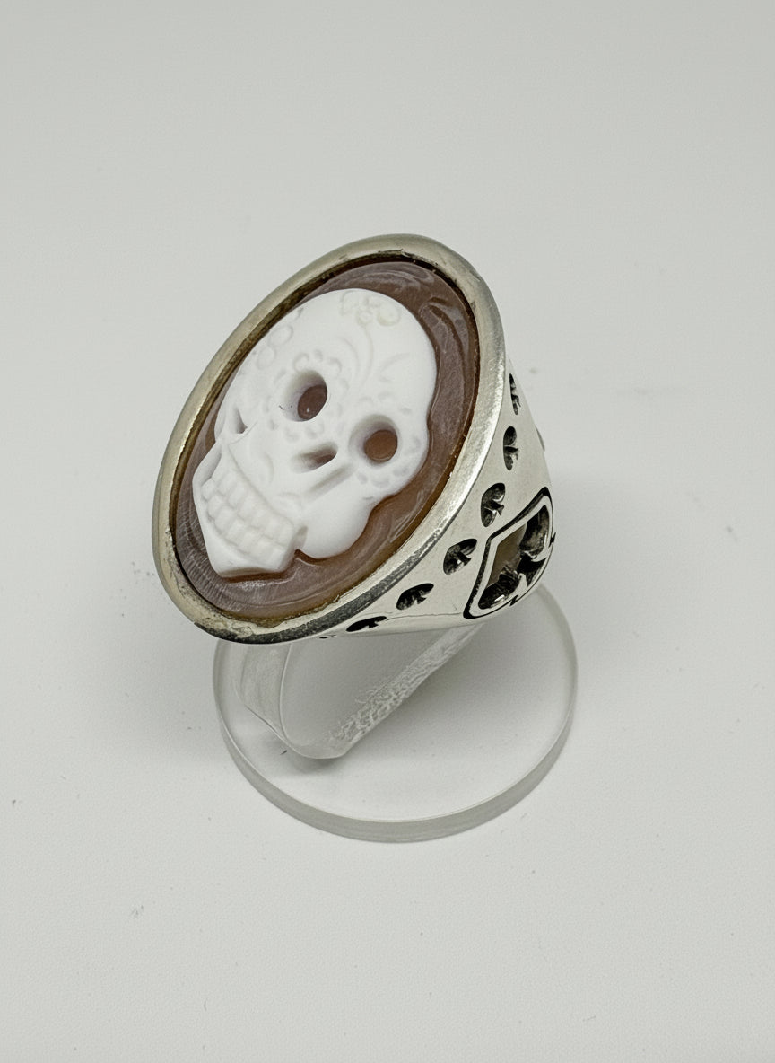 Anello in Cammeo "Incisione Teschio"