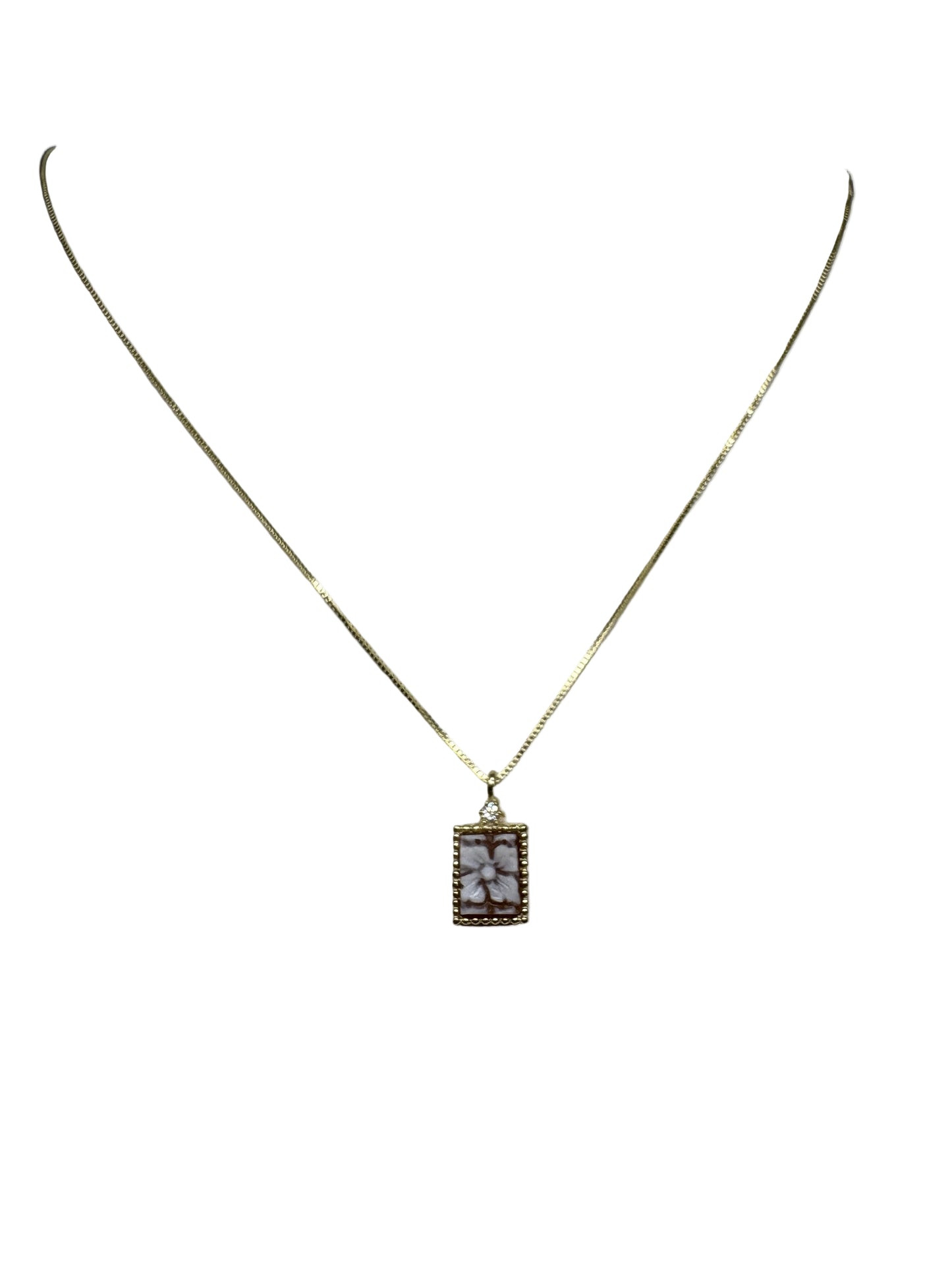 Collana in Cammeo incisione "Fiore"