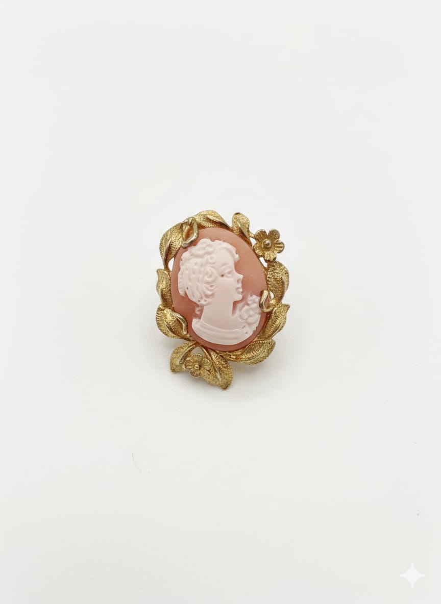 Anello in Cammeo incisione “Profilo di Donna”
