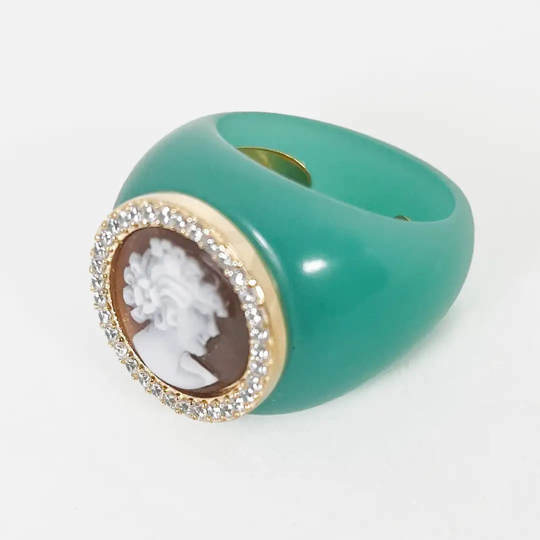 Cameo Ring Profile Woman