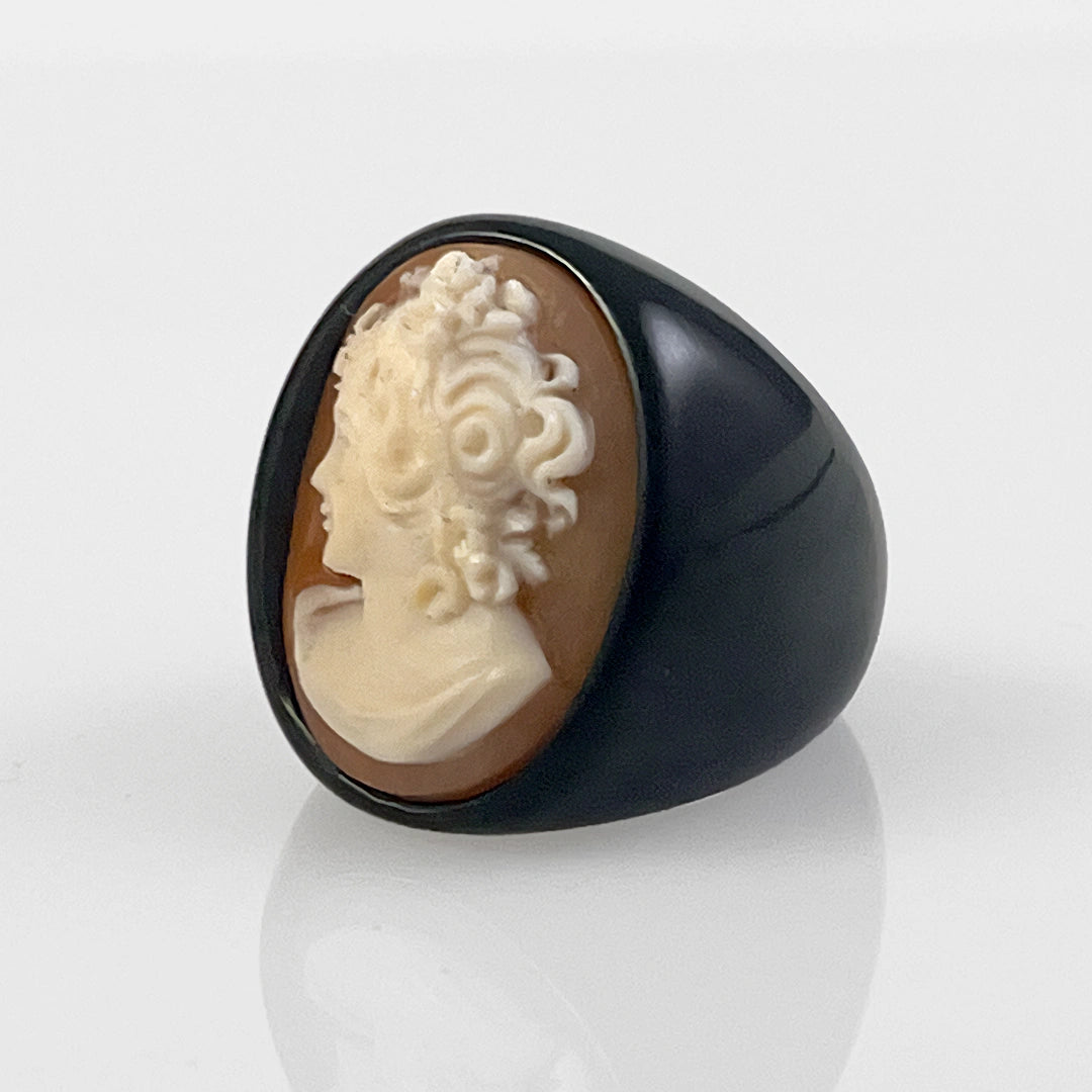Cameo Ring Profile Woman