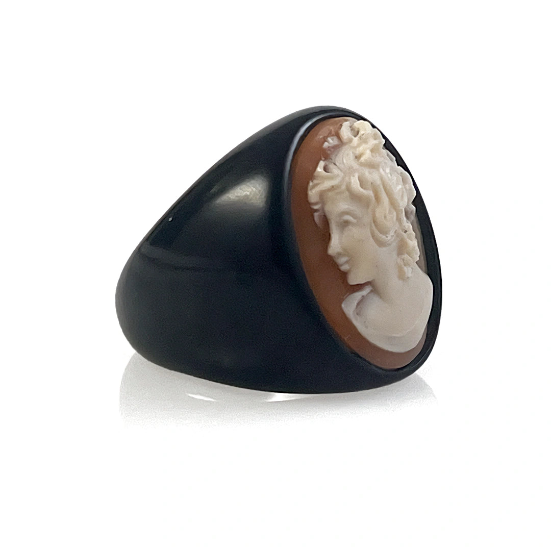 Cameo Ring Profile Woman