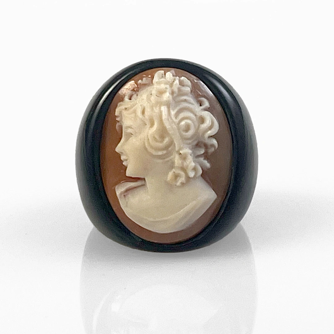 Cameo Ring Profile Woman