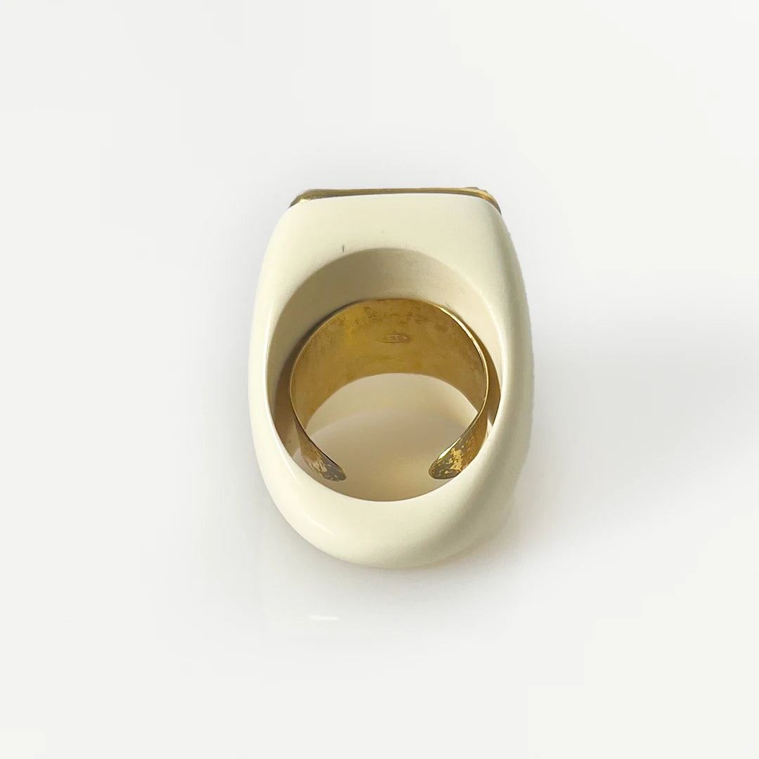 Cameo Ring Profile Woman