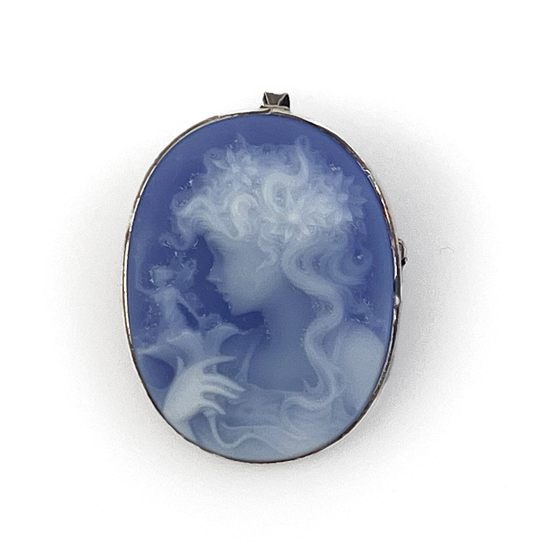 Pendant Brooch Cameo on Agate Woman Profile