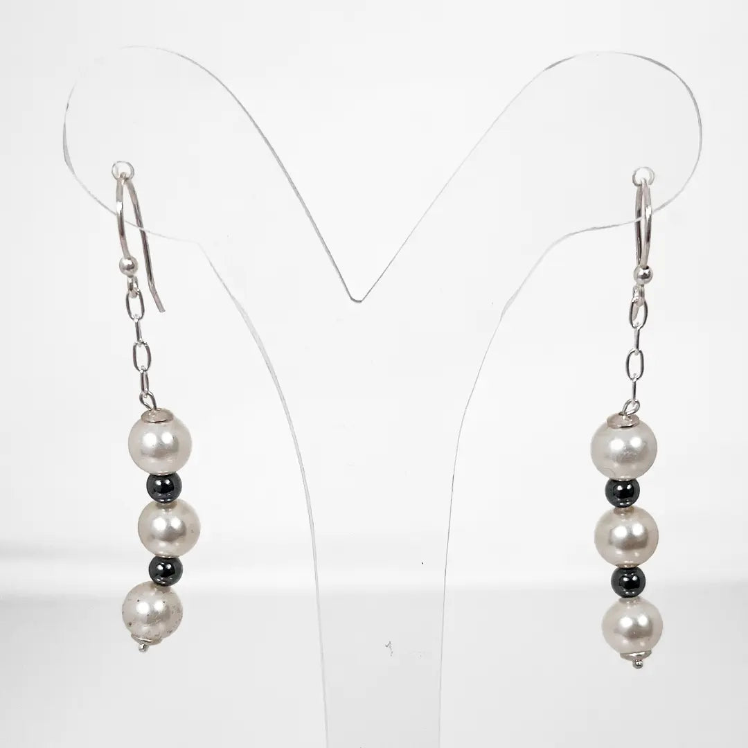 Fantasy Earrings in Silver and Pearls