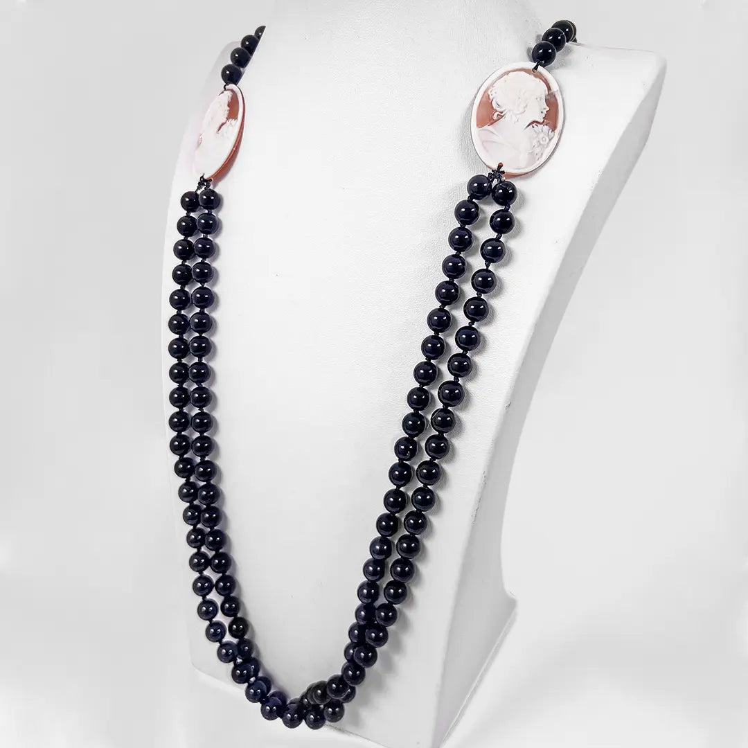 Agate Necklace with Cameo Profile Woman