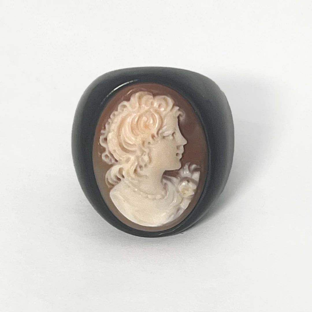 Cameo Ring Profile Woman