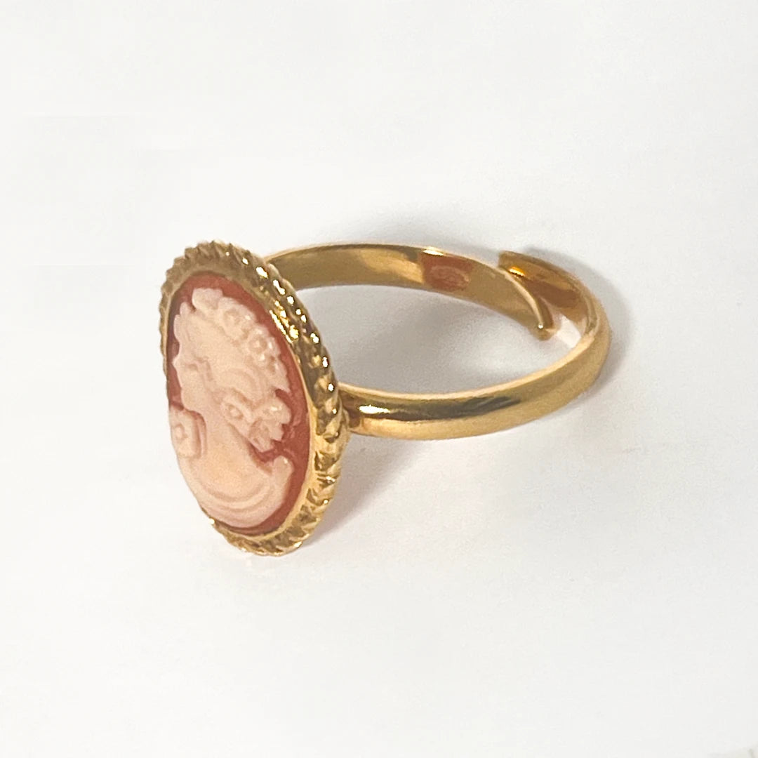 Cameo Ring Profile Woman