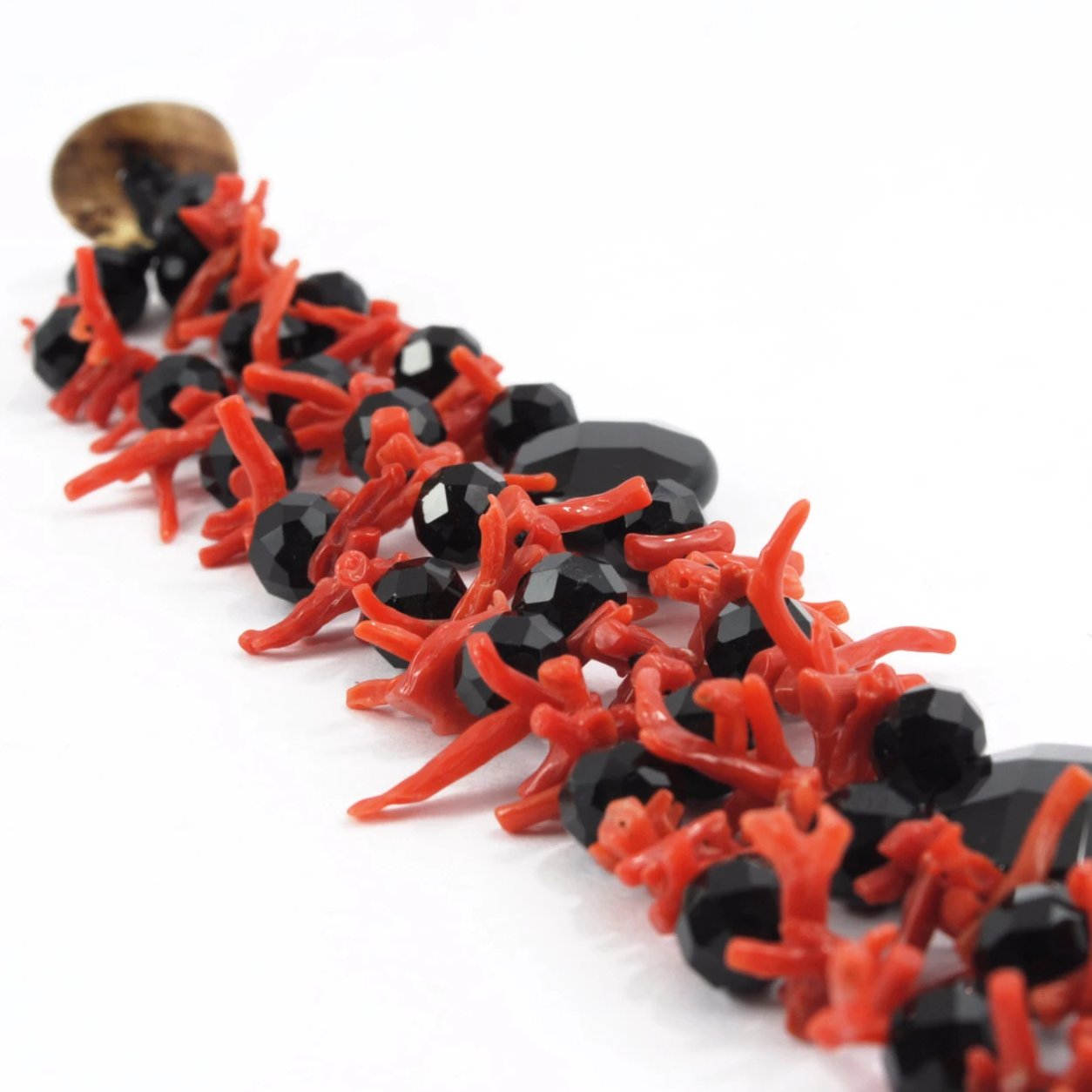 Coral fringe and agate bracelet