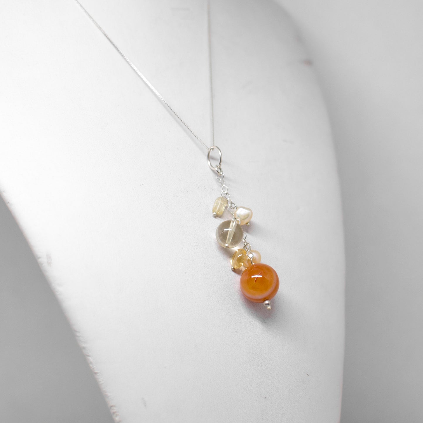 Silver and agate pendant