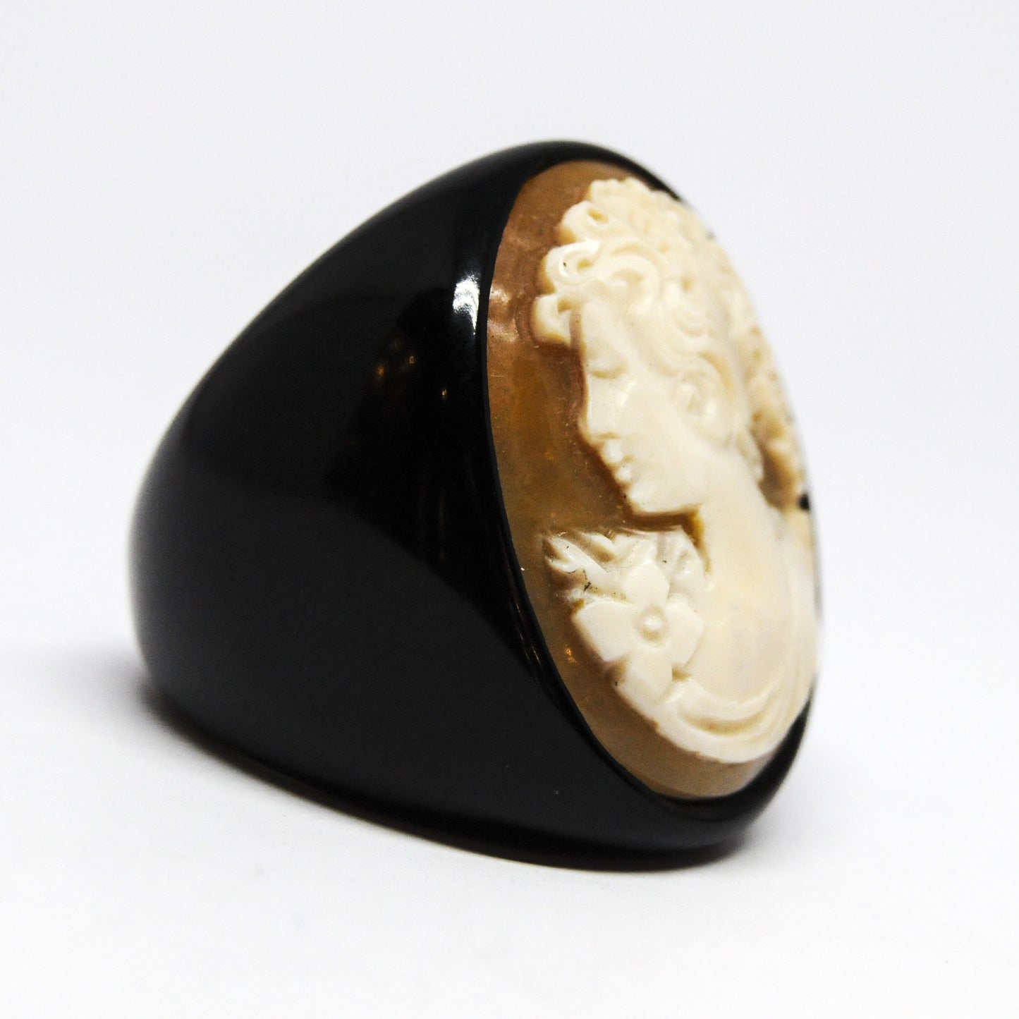 Anello -Camme- Incisione-Volto- Donna