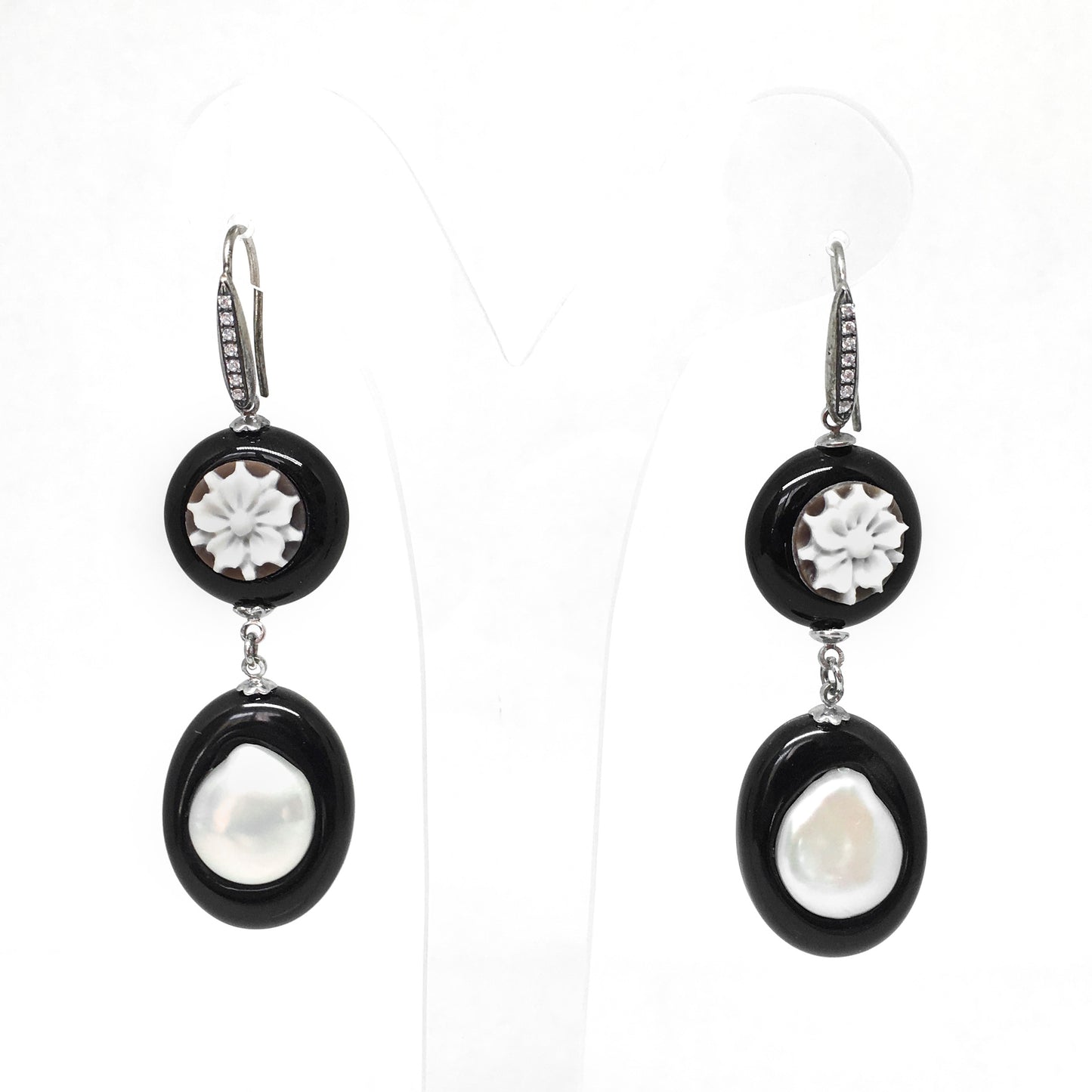 Orecchini in Cammeo e Perle