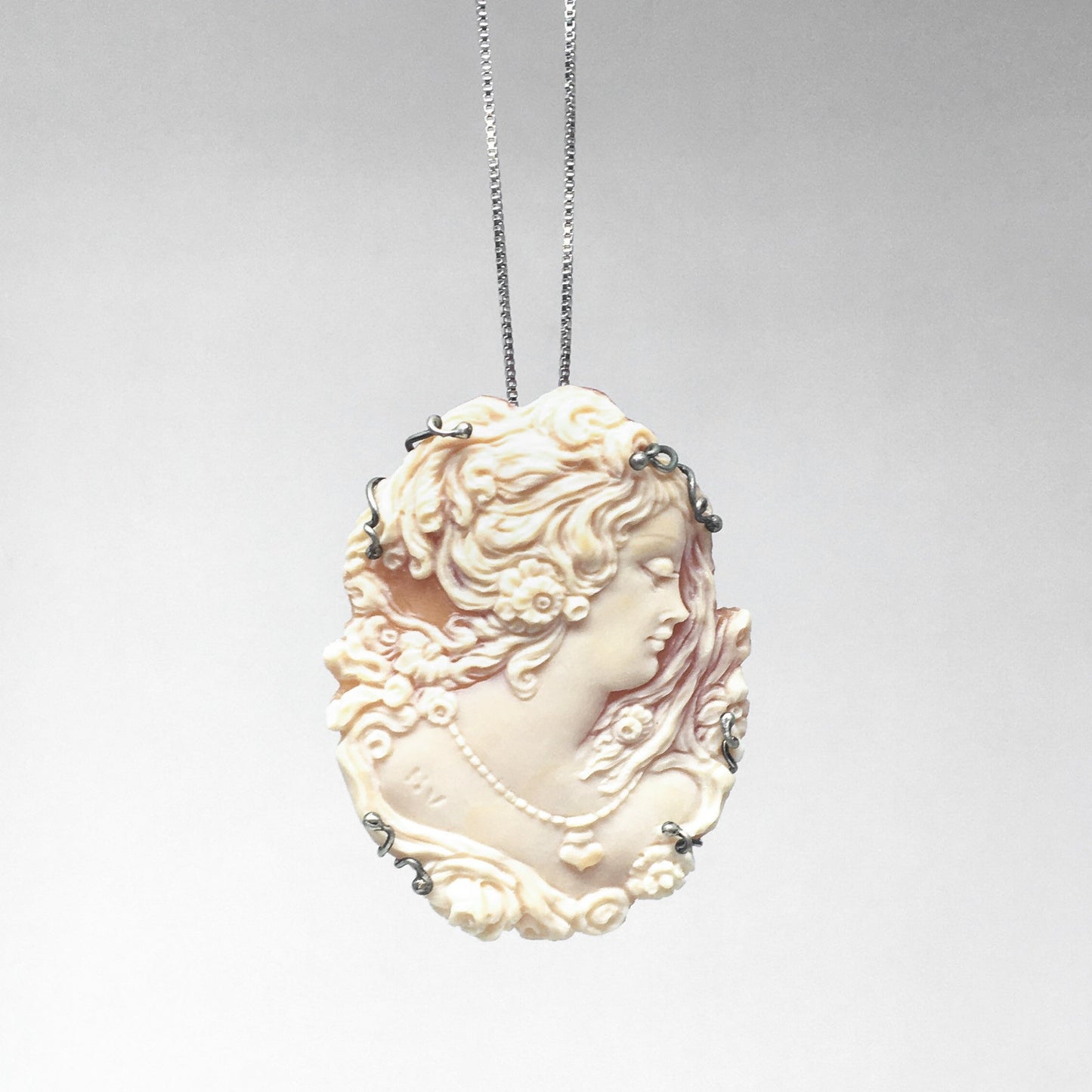Pendente Spilla Cammeo Artistico Profilo Donna