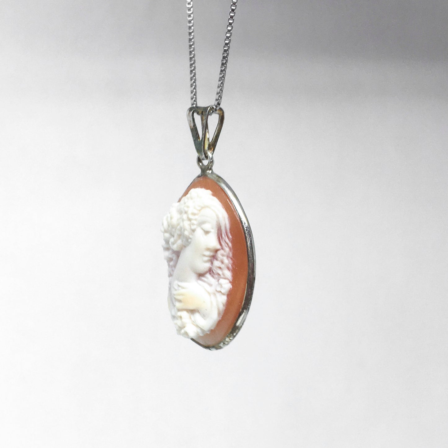 Artistic cam pendant profile woman
