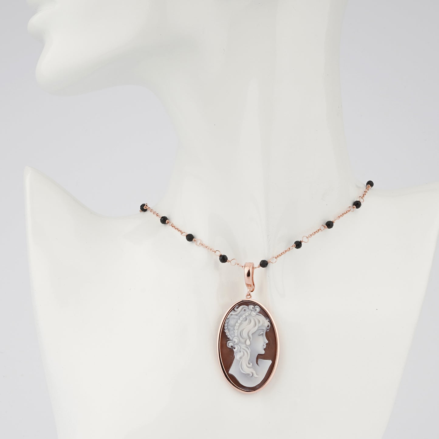 Pendente-Elysse-Cammeo-Profilo-Donna-Rame