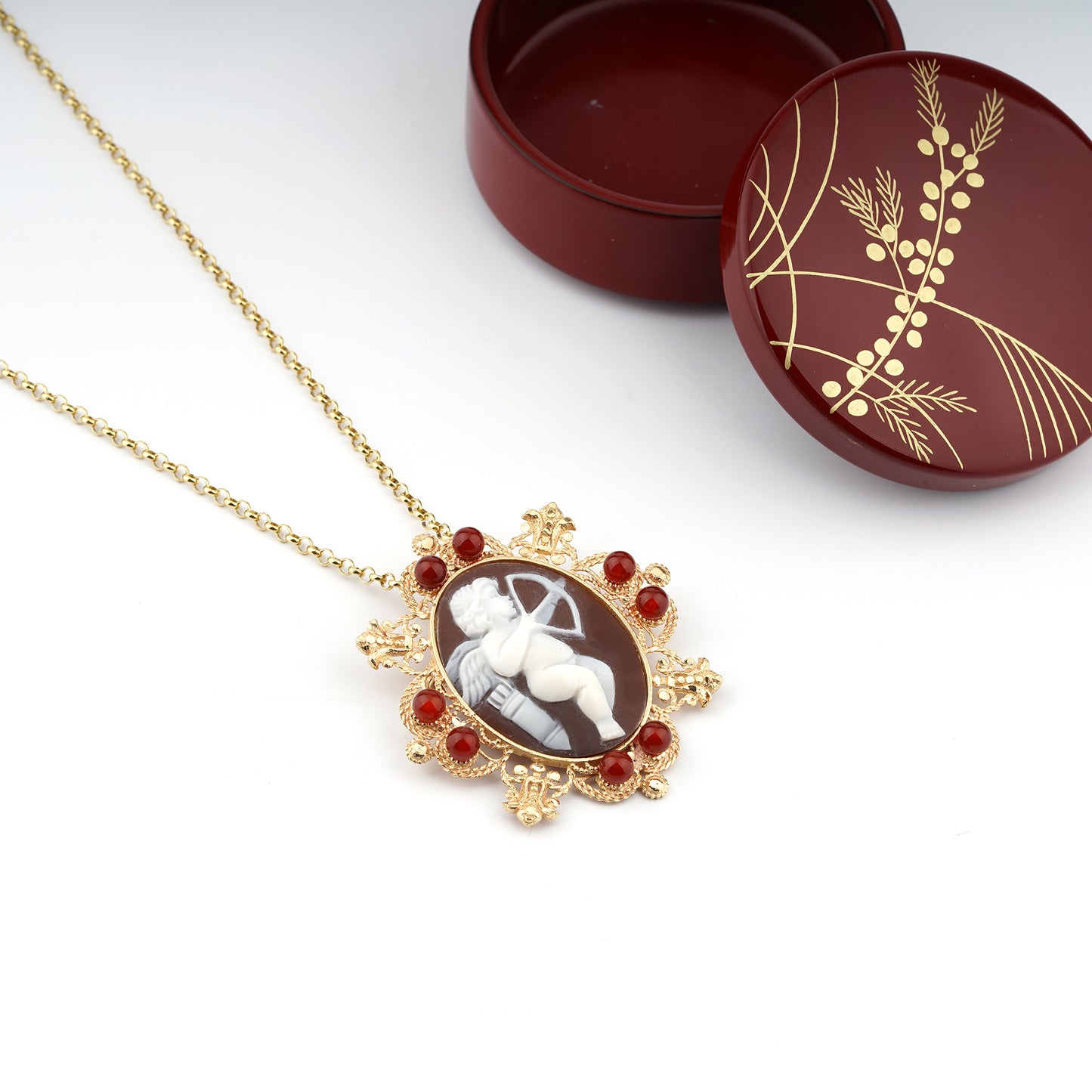Spilla_Pendente-Anne-Cammeo-Putto-Oro