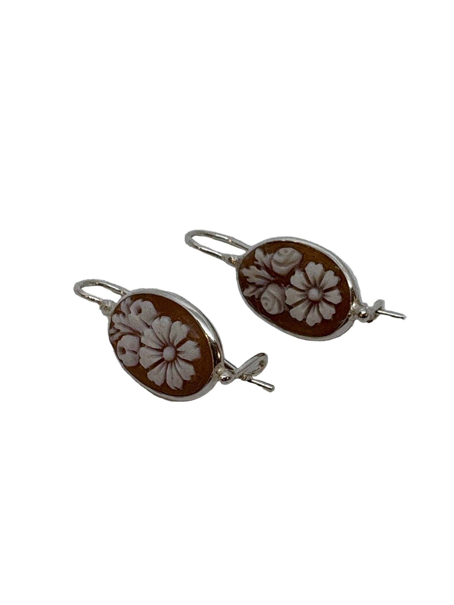 Orecchini in Cammeo incisione "Fiore"