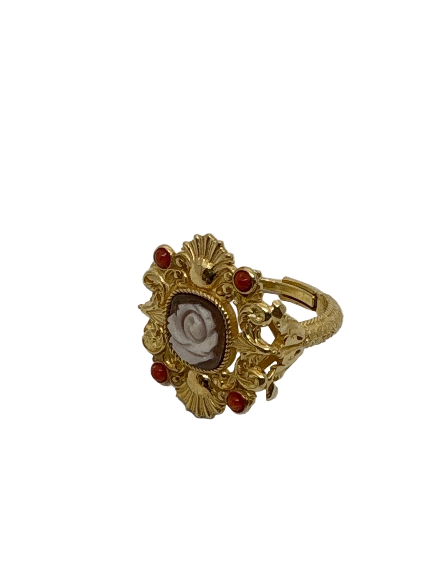 Anello in Cammeo e Corallo incisione Fiore