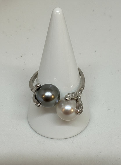 Anello Due Perle Bianca e Nera