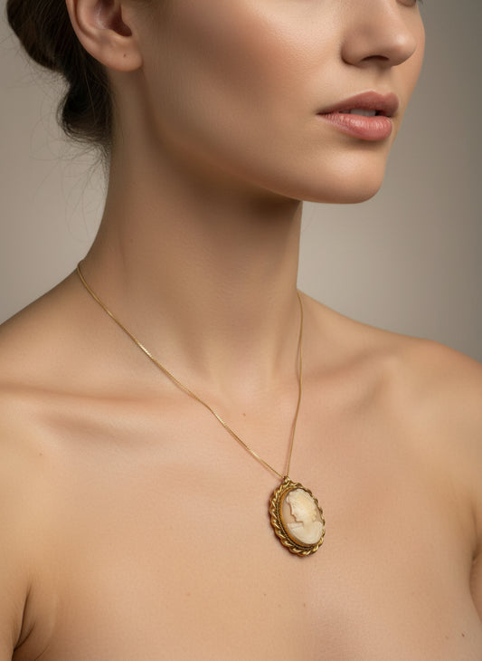 Spilla Pendente in Cammeo incisione "Profilo di Donna"