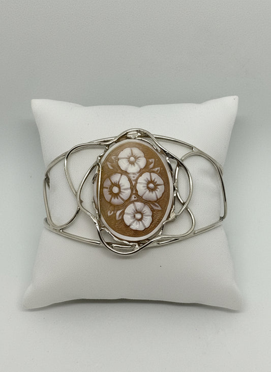Bracciale in Cammeo Schiava incisione "Fiori"