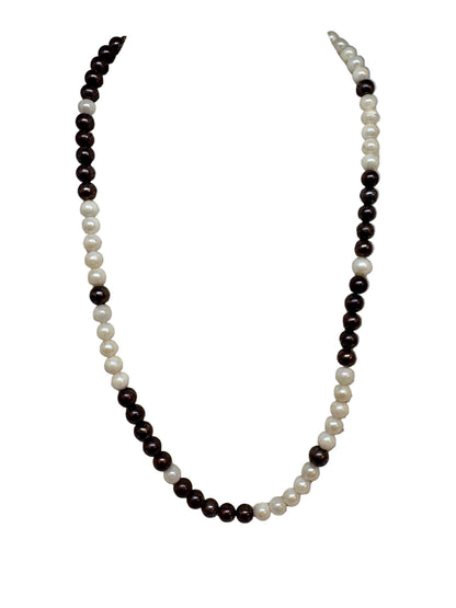 Collana dI Perle Bianche e Nere