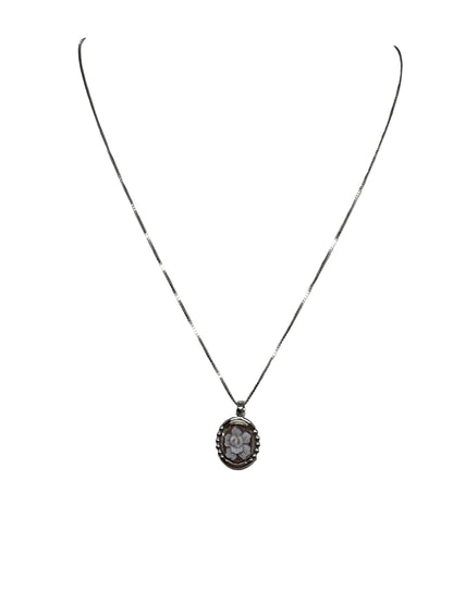 Collana in Cammeo incisione "Fiore"