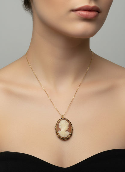 Spilla Pendente in Cammeo incisione "Profilo di Donna"