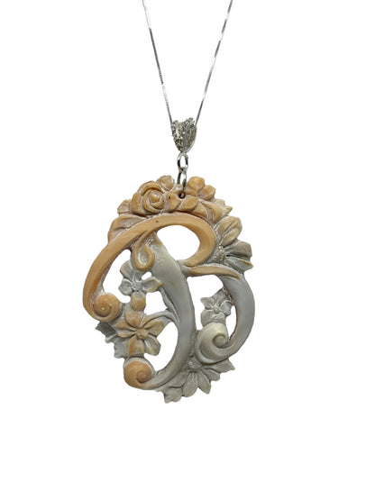 Pendente in Cammeo incisione "Lettera B"