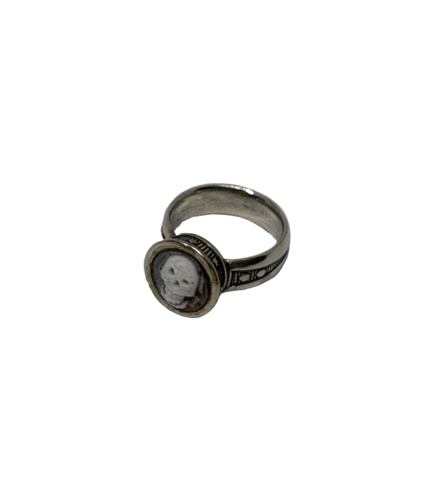 Anello in Cammeo "Incisione Teschio"
