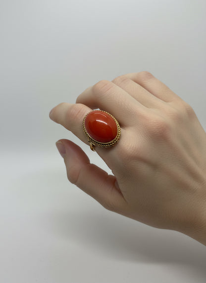 Anello in Spola di Corallo