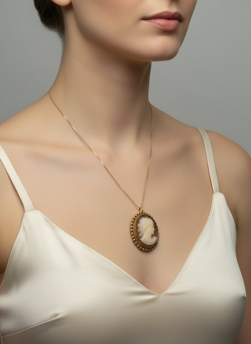 Spilla Pendente in Cammeo incisione "Profilo di Donna"