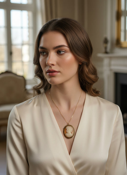 Spilla Pendente in Cammeo incisione "Profilo di Donna"