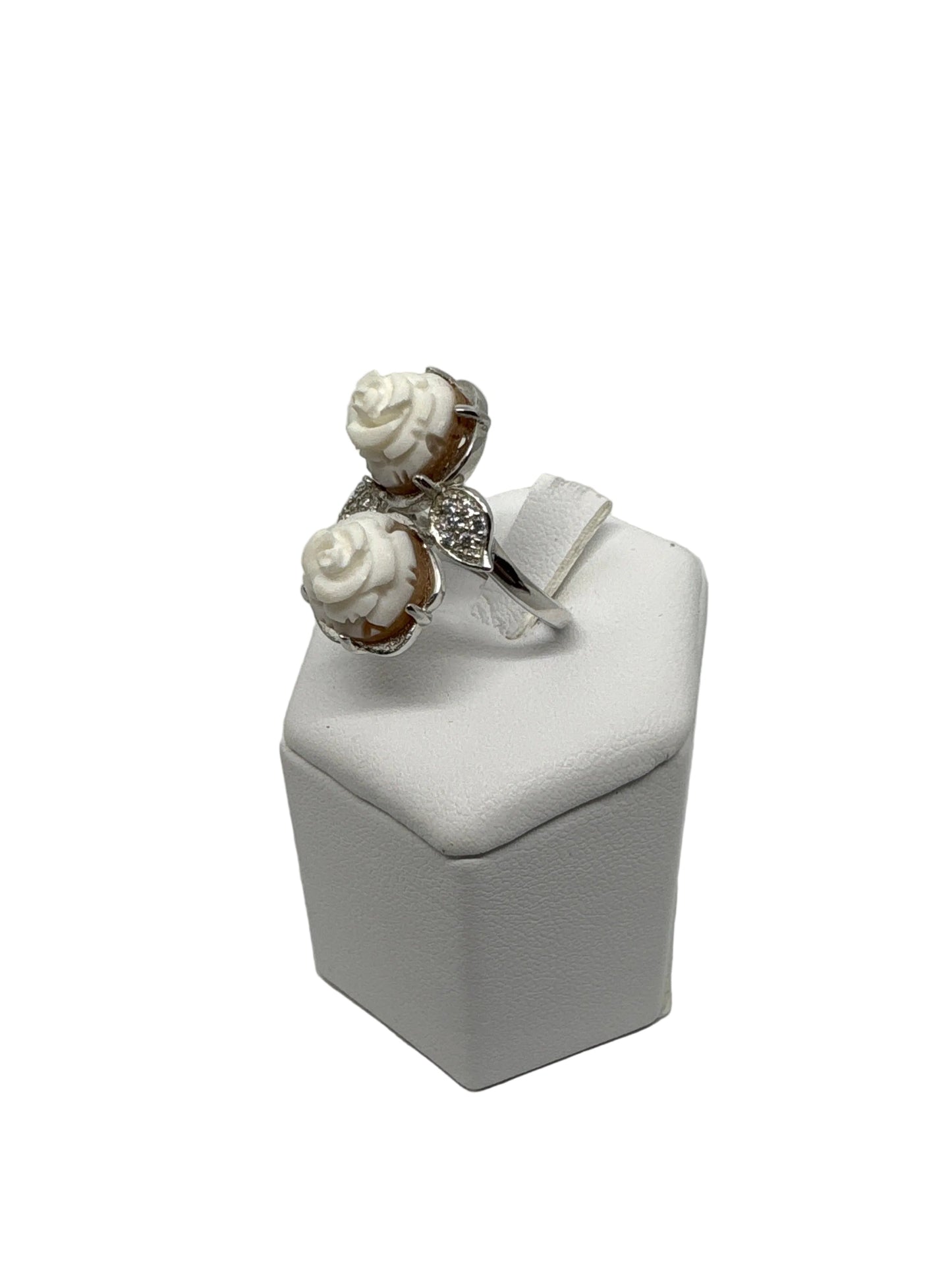 Anello in Cammeo incisione "Doppio Fiore"