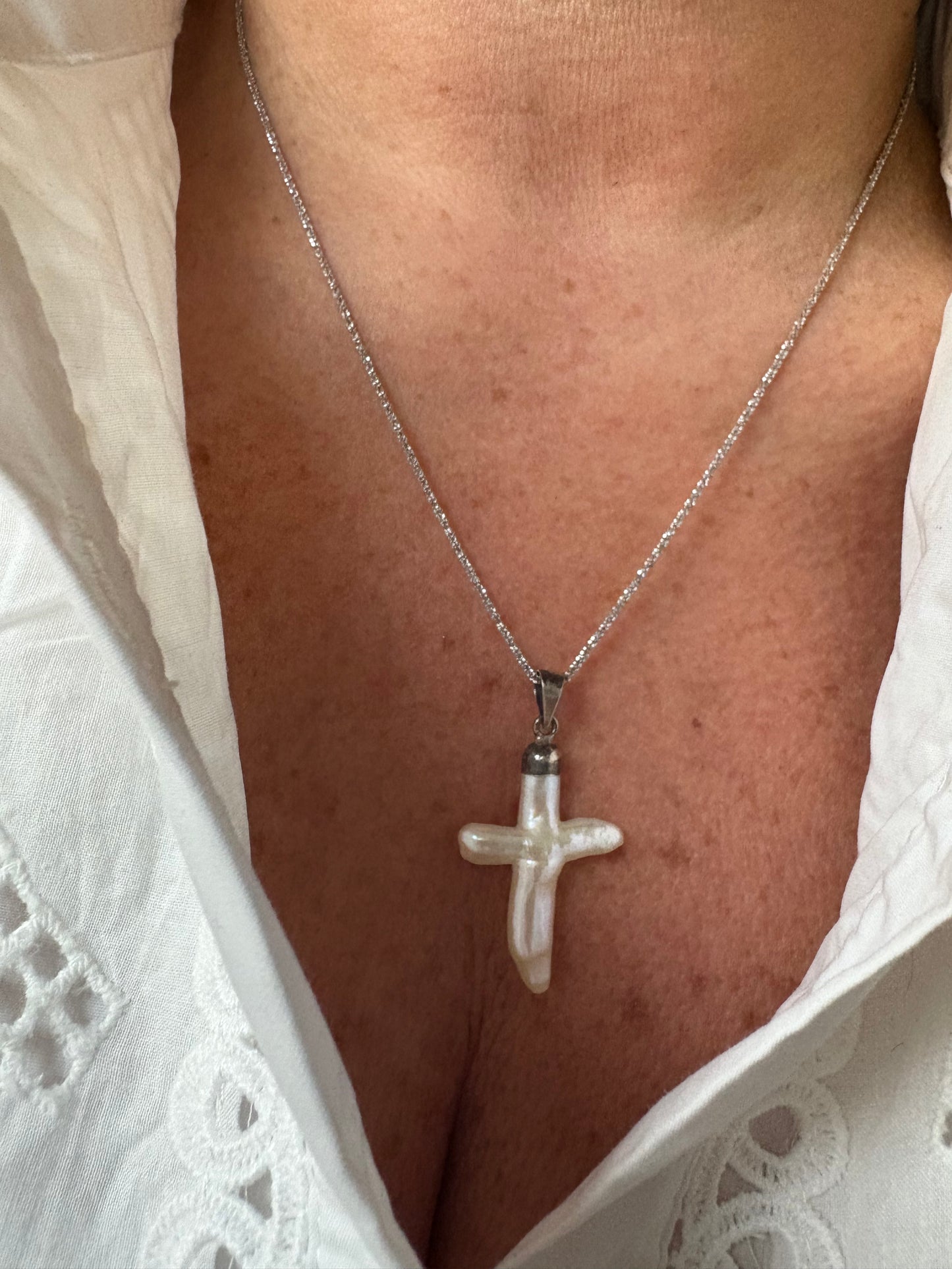 Pendente in Perle " Croce"