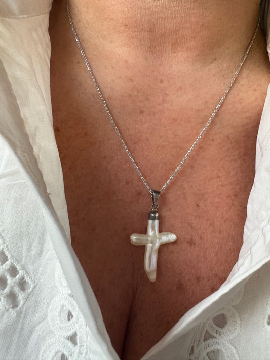 Pendente in Perle " Croce"